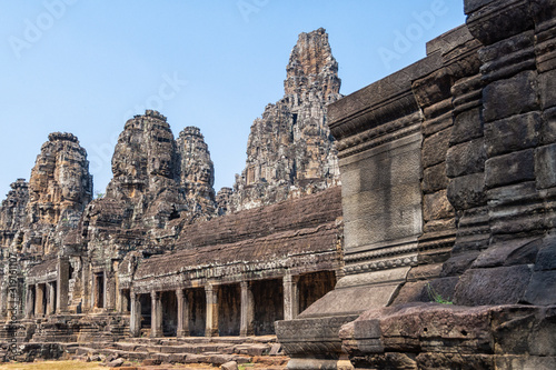 Die Tempelanlage Bayon in Kambodscha mit ihren Gesichtertürmen