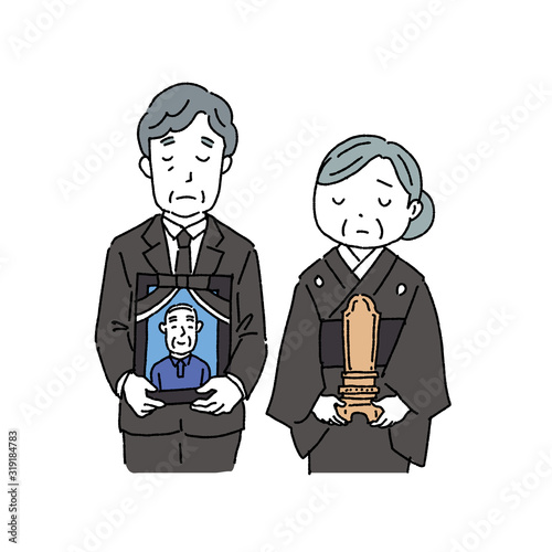 お葬式　喪主　遺族　写真　位牌をもつ　イラスト