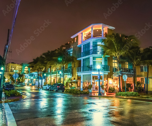 Crossroad in world famous Ocean Drive at night
