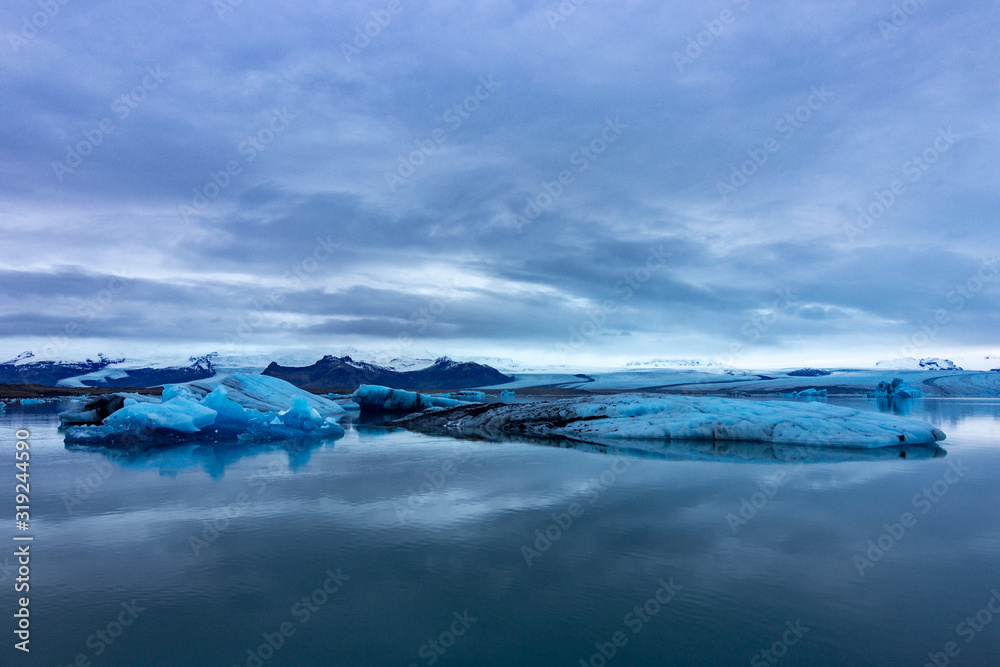 Jökulsárlón iceberg lake in the south of Iceland Jökulsárlón iceberg lake in the south of Iceland