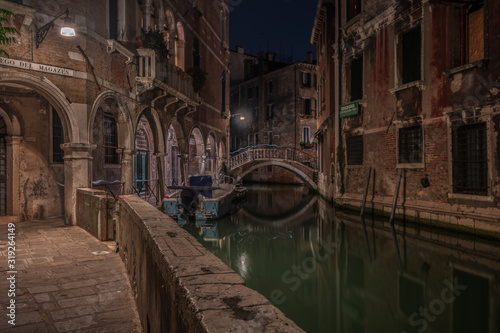 ponte nascosto a venezia