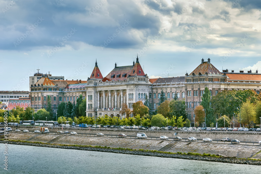 Budapest University of Technology and Economics, Hungary