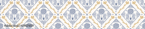 French damask shabby chic floral linen vector texture border background. Pretty daisy flower banner seamless pattern. Hand drawn floral interior home decor ribbon trim. Classic rustic farmhouse style.