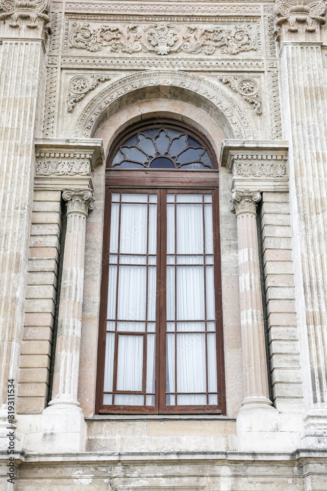 Fototapeta premium Dolmabahce Palace, Istanbul, Turkey