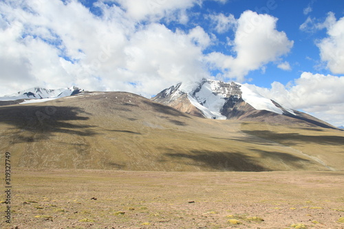 Fototapeta Naklejka Na Ścianę i Meble -  Caminhos do Himalaia