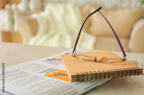 Stylish eyeglasses with new...