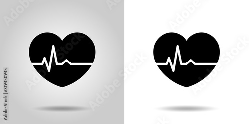 心電図のリズムとハートのアイコン