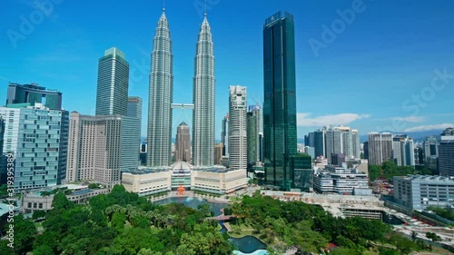 Beautiful Time lapse Kuala Lumpur city skyline of Petronas Twin Towers