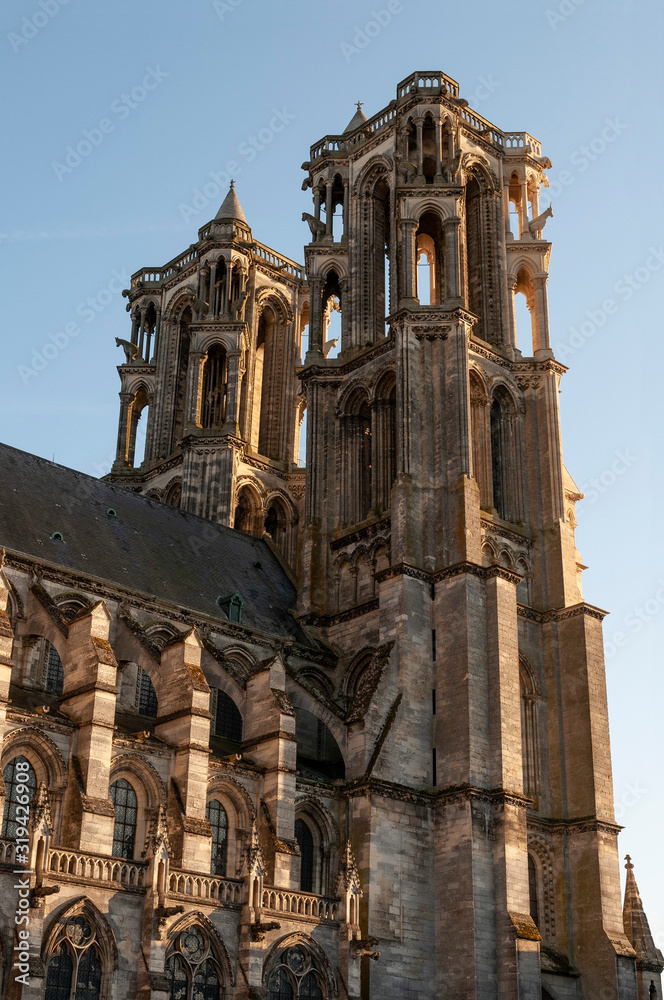 France. Aisne. Laon. Les deux tours de la cathédrale gothique Notre Dame de Laon. The two towers of the Gothic Notre Dame de Laon cathedral.