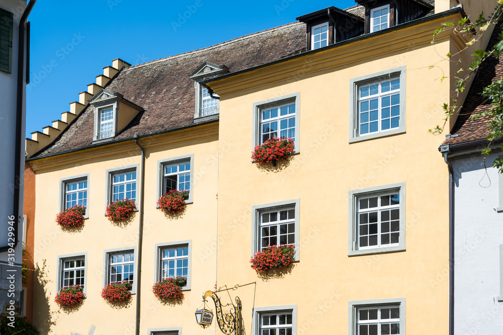 Haus mit Blumenschmuck in Meeersburg Haus mit Blumenschmuck in Meeersburg