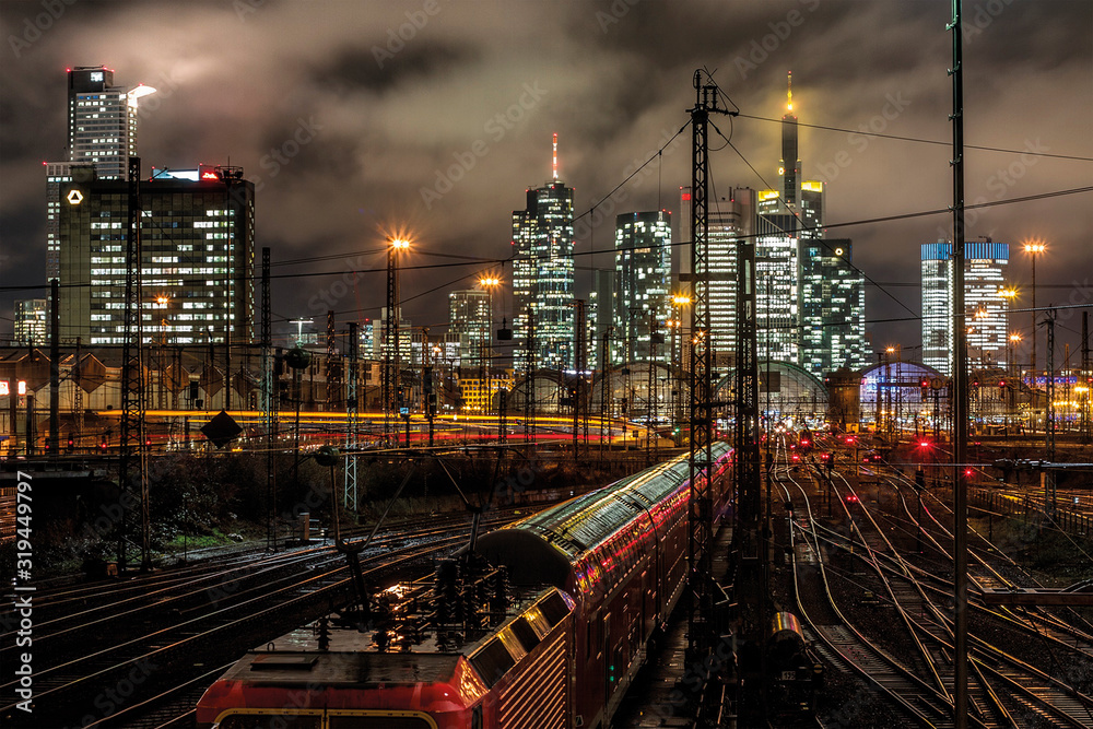 Fototapeta premium Frankfurt at night
