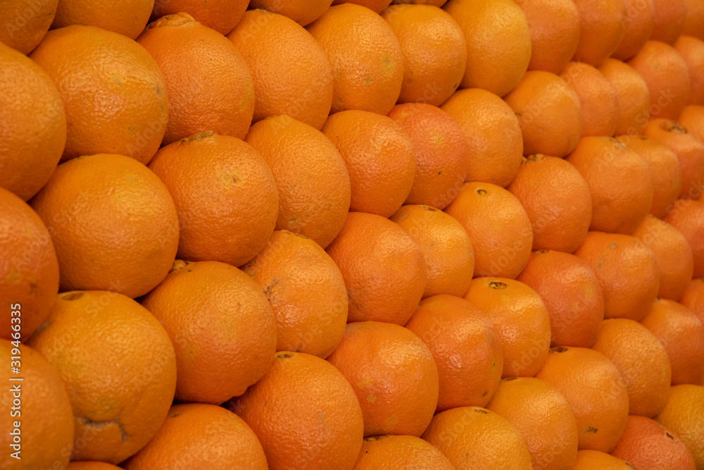 fresh oranges in the market