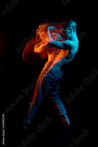 Fotografie Dancing and fighting