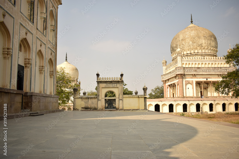 Seven Tombs of Hyderabad, India Sultan Quli Qutb Mulk's tomb was built in 1543