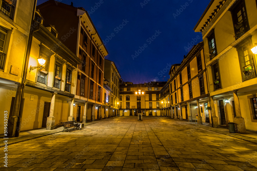 Oviedo, plaza del Fontán