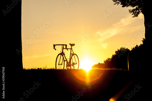 Bicycle silhouette at dusk