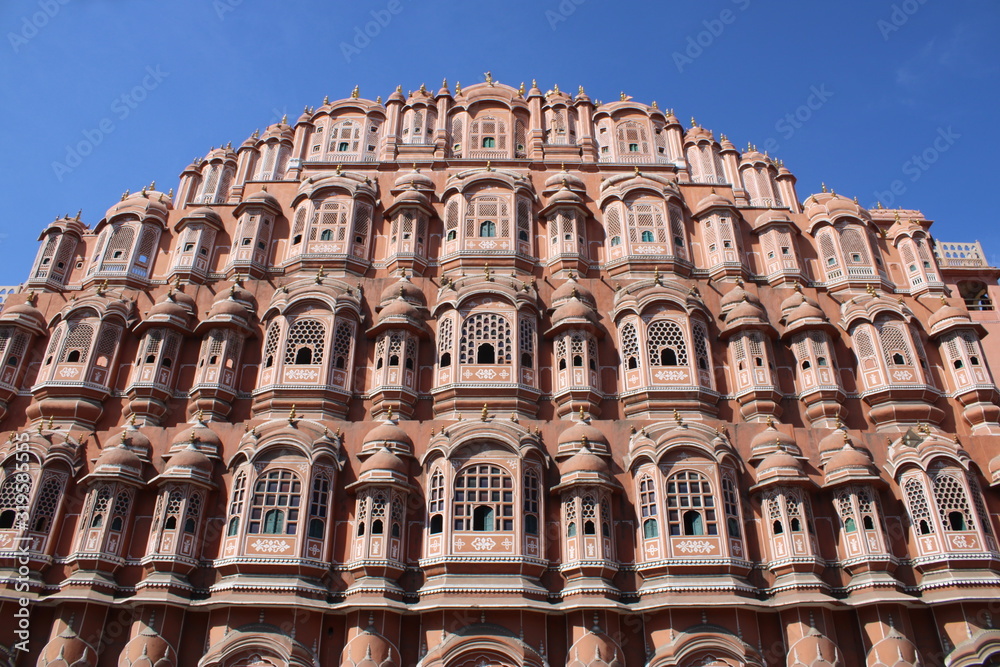 Beautiful place to visit Hawa Mahal in Jaipur