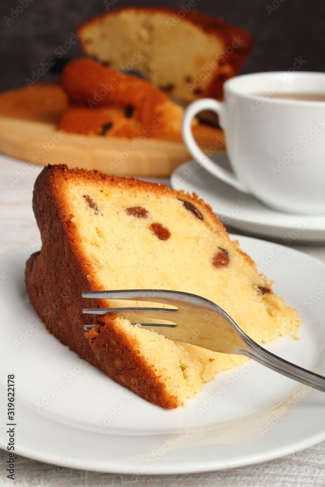 Cake with raisins Cake with raisins