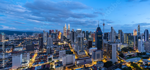 Canvas Print panoramic city skyline in kuala lumpur