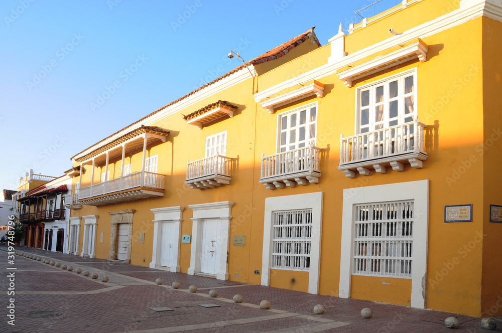 Obraz premium Streets and houses of the old city of Cartagena