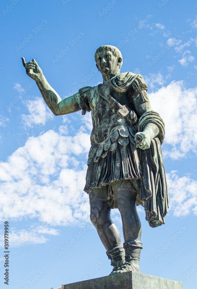 Julius Caesar Bronze Statue in Rom