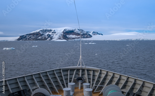 Navigating towards the Ross Sea Iceshelf, Antarctic Peninsula, Antarctica photo