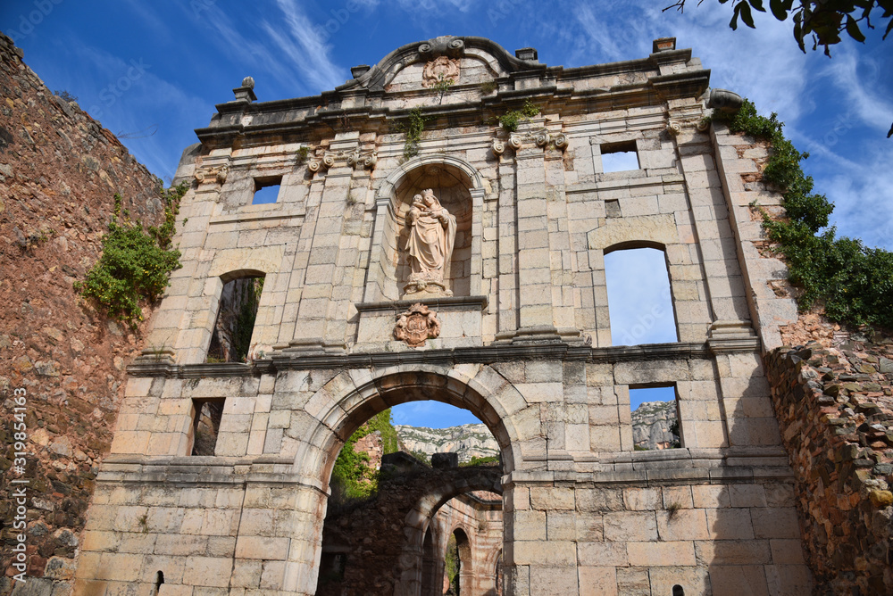 Fototapeta premium Escaladei - Priorat - Tarragona - Catalunya - Vinos- Vitivinícola