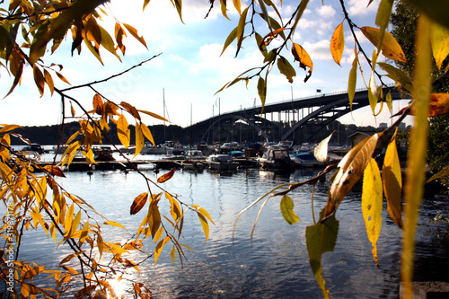 Photography Västerbron vid Riddarfjärden på hösten.