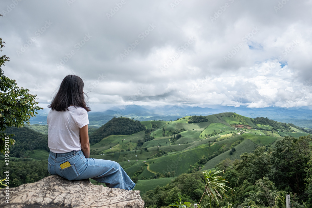 Travel and take pictures at the top of the mountains in northern Thailand