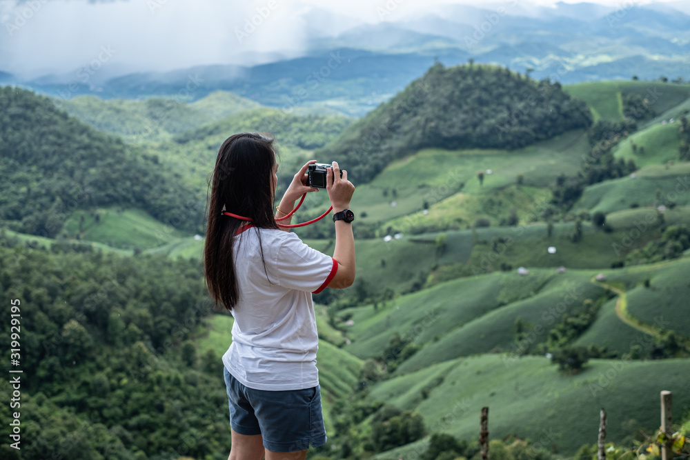 Travel and take pictures at the top of the mountains in northern Thailand