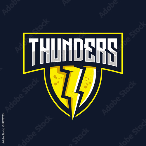 Thunder E Sport logo. Thunders gaming logo.