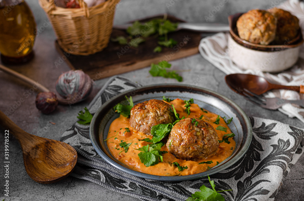 Grilled meatball with curry tomato sauce Grilled meatball with curry tomato sauce
