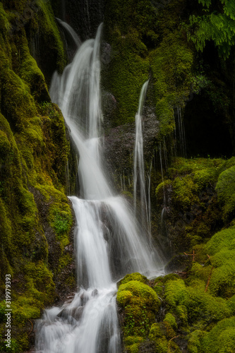 Waterflow in Oregon - Oregon Waterfall © Riley Smith Photos