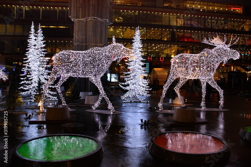Stockholmsjul.Julbelysning, älgar och granar vid Sergels torg i Stockholm