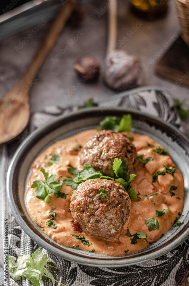 Grilled meatball with curry tomato sauce Grilled meatball with curry tomato sauce