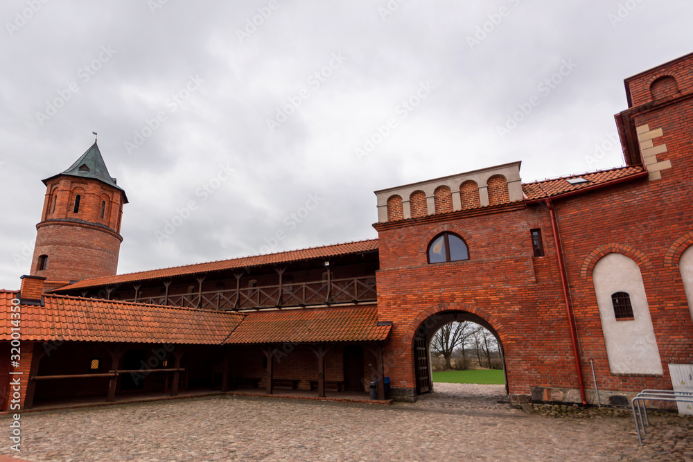 Zamek w Tykocinie – zamek królewski z XV wieku położony na prawym brzegu rzeki Narwi w miejscowości Tykocin w województwie podlaskim, Polska