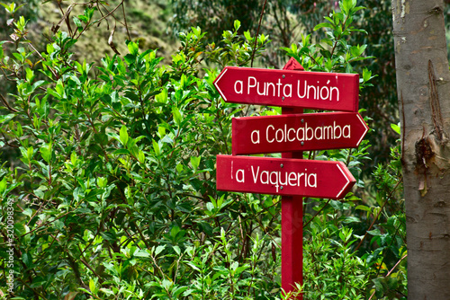 Direction sign in in Huascarán National Park