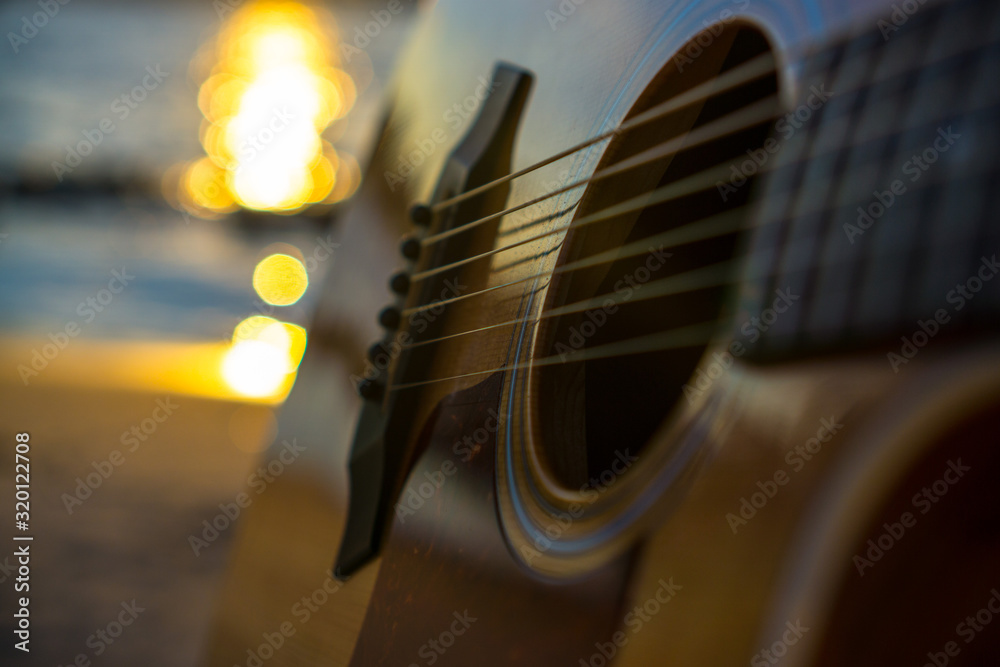 Fototapeta premium Guitar at Sunset