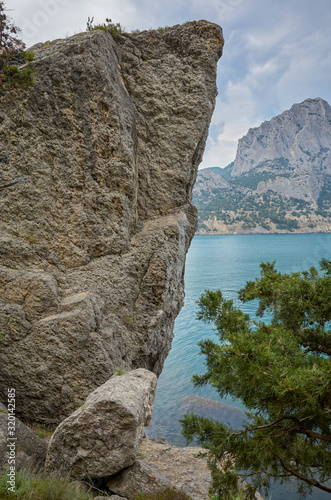 Obraz na płótnie Debris, beautiful bay with mountain views. Black Sea, the village of New World, Crimea w salonie