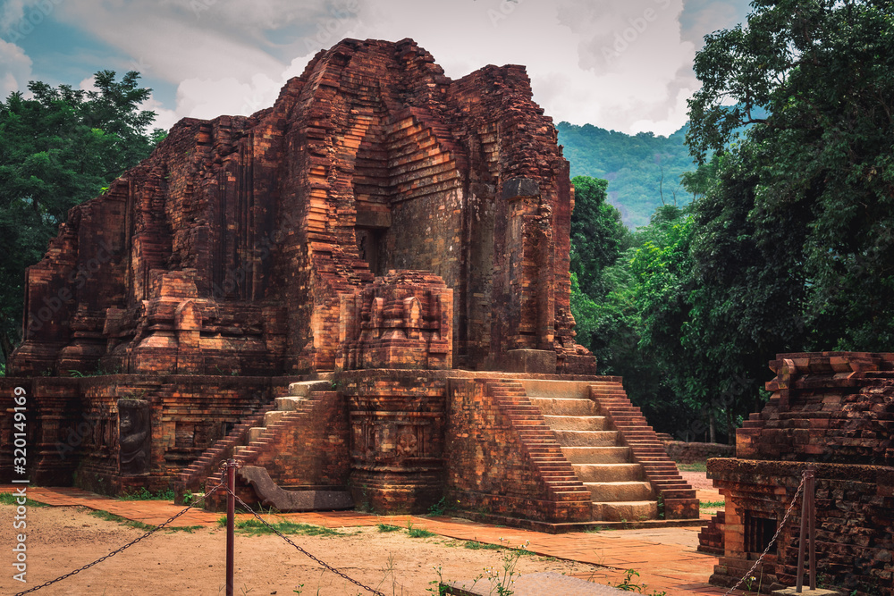 Fototapeta premium Santuario My Son, Hoi An, Vietnam.