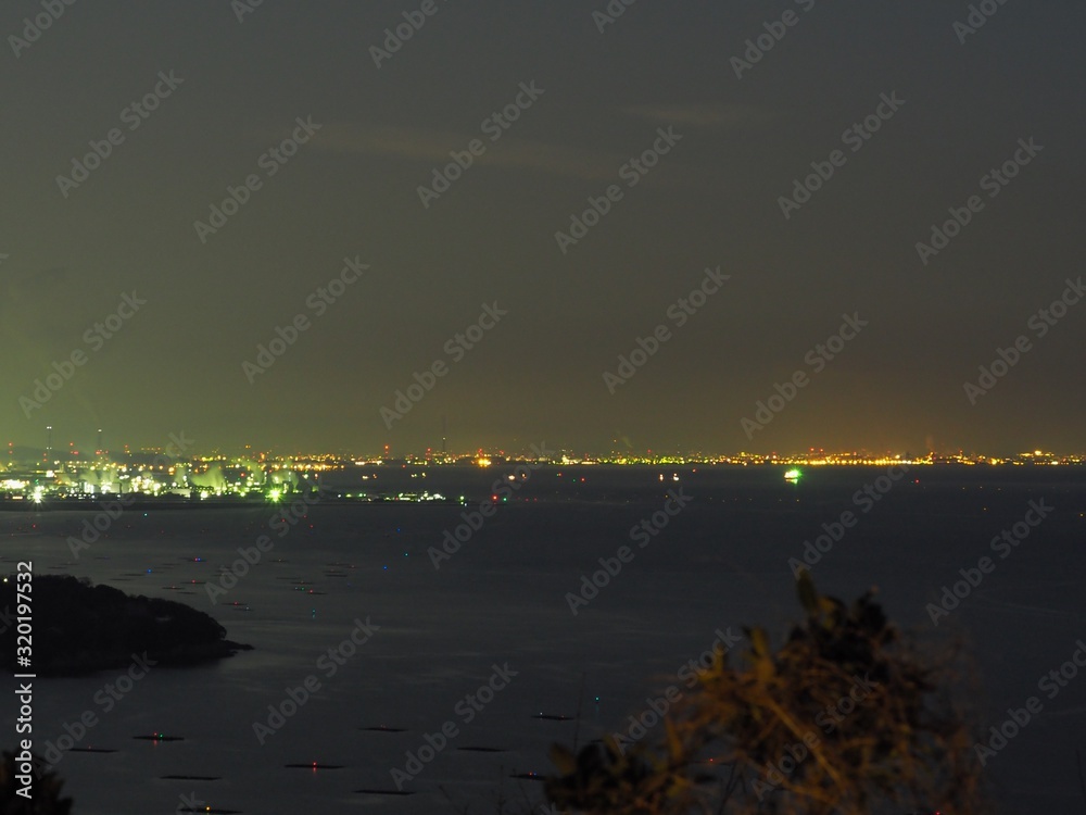 万葉岬から見る播磨灘夜の海岸線　播磨灘の夜景