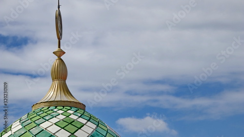 Cuadro en lienzo roof of the mosque, place of worship of Muslims, a fusion of Javanese and Middle