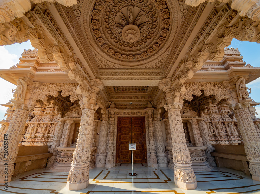 Exterior view of the famous BAPS Shri Swaminarayan Mandir