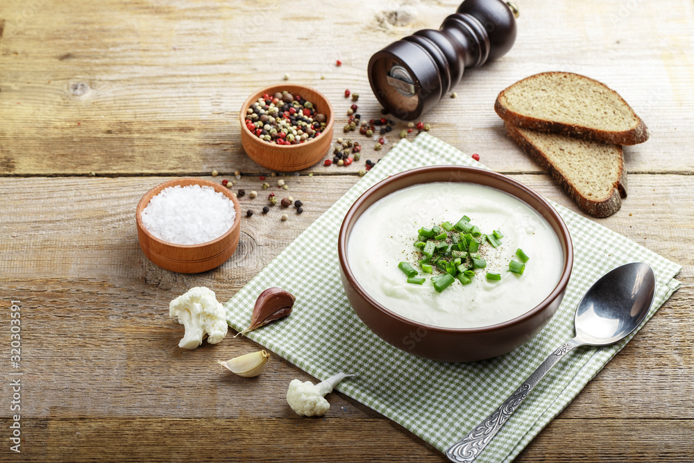 cauliflower cream soup