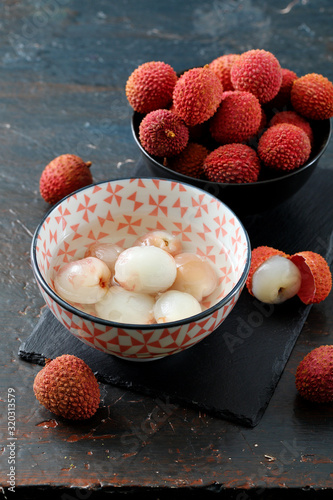 litchi frutto e succo photo