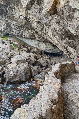 Obraz na płótnie Golitsyn Grotto, a tourist route in the mountains of the southern coast of Crimea, Novyi Svet Village, Republic of Crimea w salonie