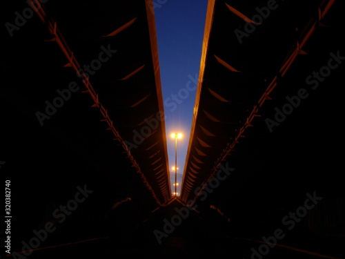 Canvas Print Urban perspective with lighting in the evening