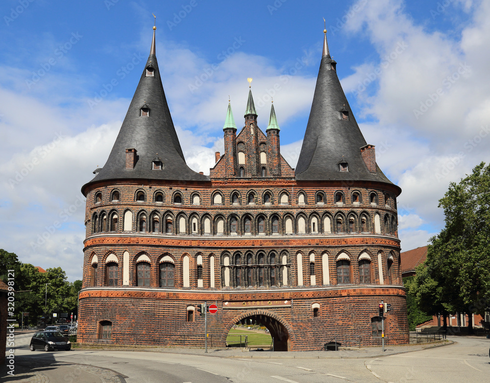 Fototapeta premium Holstentor gate in Lubeck, Germany