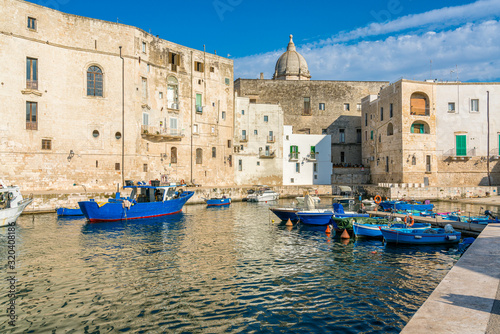 Fotografie Monopoli and its beautiful old harbour, Bari Province, Puglia (Apulia), southern Italy