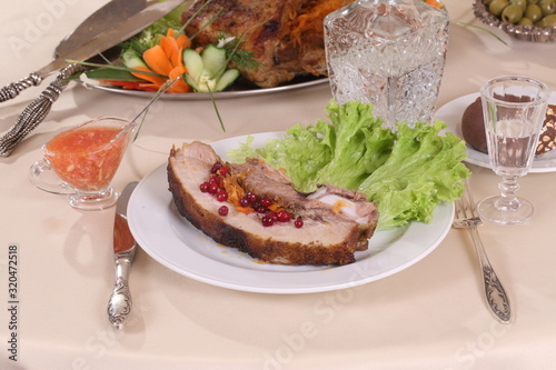 Grilled pork ham with cranberries and vodka